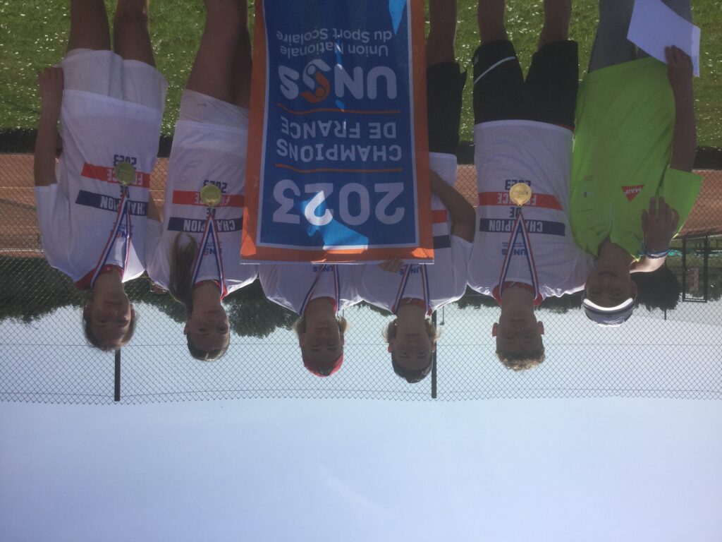 Les lycéens de l’Institution Rey champions de France de tennis UNSS !
